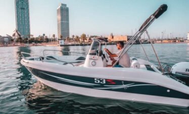 TRIMARCHI LLOGUER SENSE LLICÈNCIA