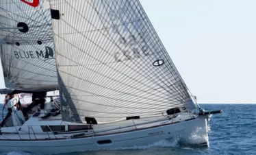 Velero Magic 5 navegando
