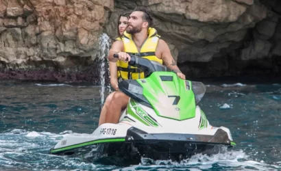 Pareja en Jet Ski